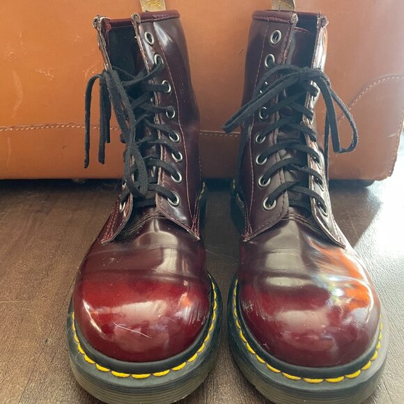 Dr. Martens Cherry Red 1460 Vegan Patent Leather Chelsea Boots Size 6 - Picture 1 of 14